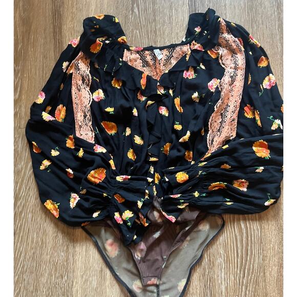 Free People Poppy Printed Bodysuit Black Combo - Picture 4 of 12